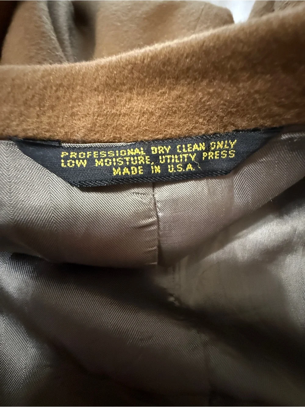 Vintage CESARANI Camel Hair Sport Coat Blazer Mens 44R (estimated) Made in USA